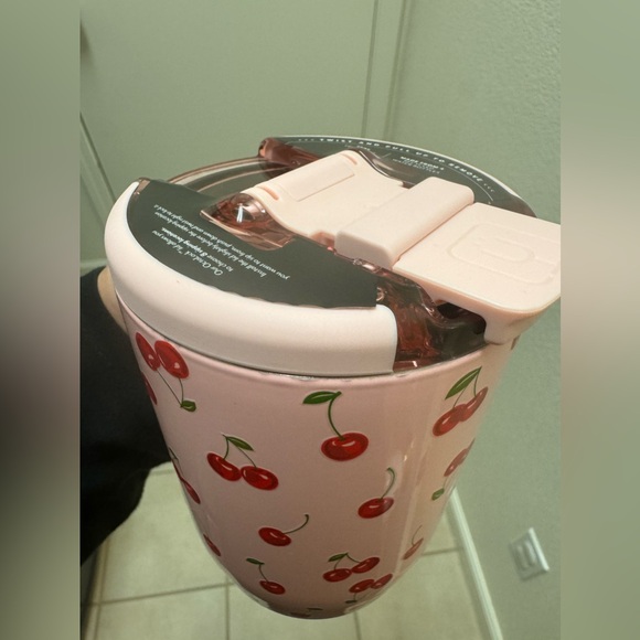 Brumate x Krista Horton “Cherry” Muv 15 - Picture 7 of 7